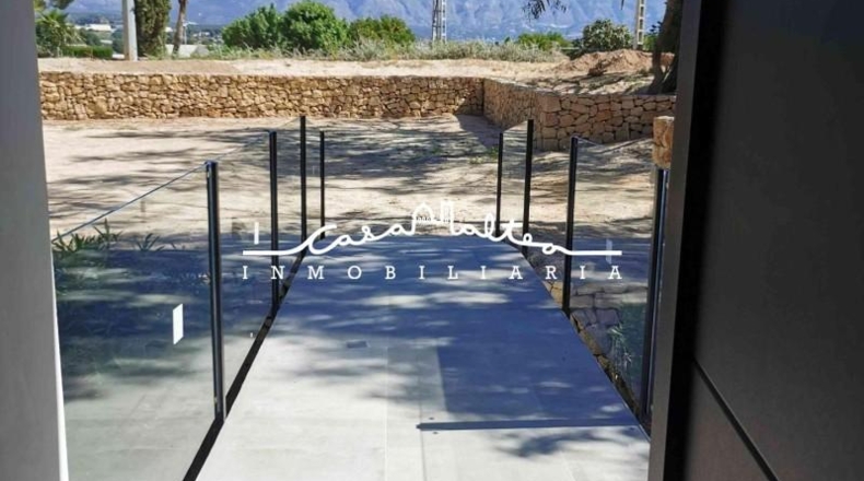 Alicante - Альфаз-дель-Пи - 2000m2