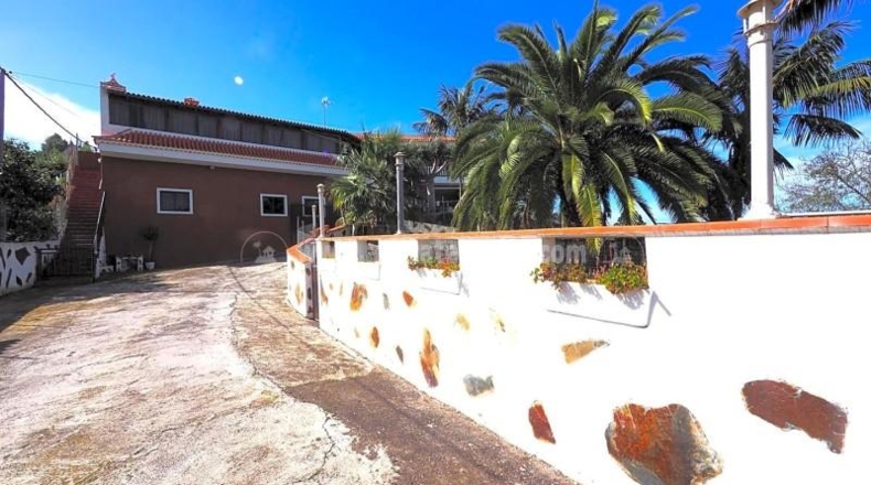 Santa Cruz de Tenerife - Icod de los Vinos - 4689m2
