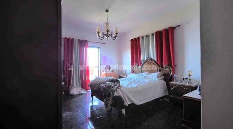 Santa Cruz de Tenerife - Icod de los Vinos - 4689m2