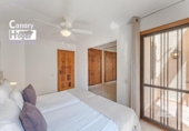Chalet independiente con terreno en venta en la España, Arona, ref: TR158042 foto