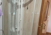 Отдельно стоящий дом с участком на продажу в городе Vilagarcía Фото
