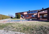 Chalet independiente con terreno en venta en la España, Lliçà d'Amunt, ref: TR340324 foto