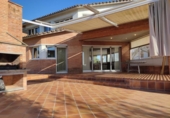 Chalet independiente con terreno en venta en la España, Lliçà d'Amunt, ref: TR340324 foto