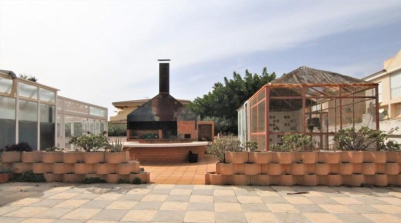 Alicante - Ла-Нусия - 3000m2