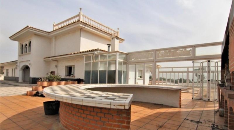 Alicante - Ла-Нусия - 3000m2