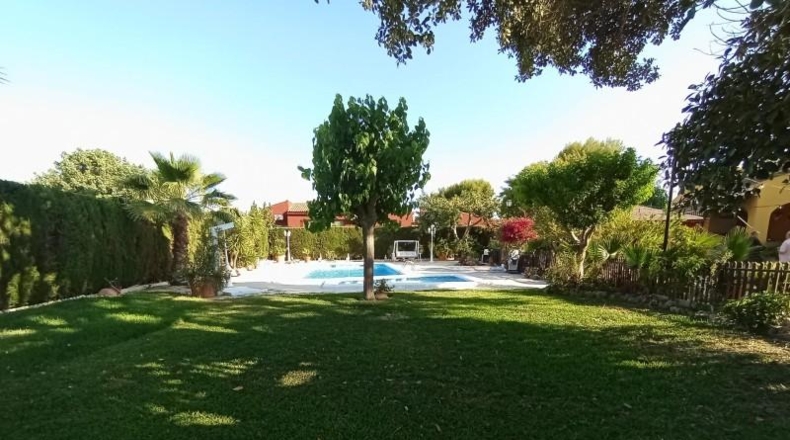 Alicante - Muchamiel - 1495m2