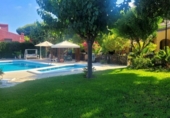 Chalet independiente con terreno en venta en la España, Alicante, ref: TR162853 foto