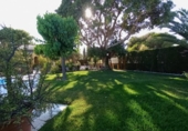 Chalet independiente con terreno en venta en la España, Alicante, ref: TR162853 foto