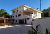 Xalet independent amb terreny en venda a la España, Benidorm, ref.: TR171860 foto