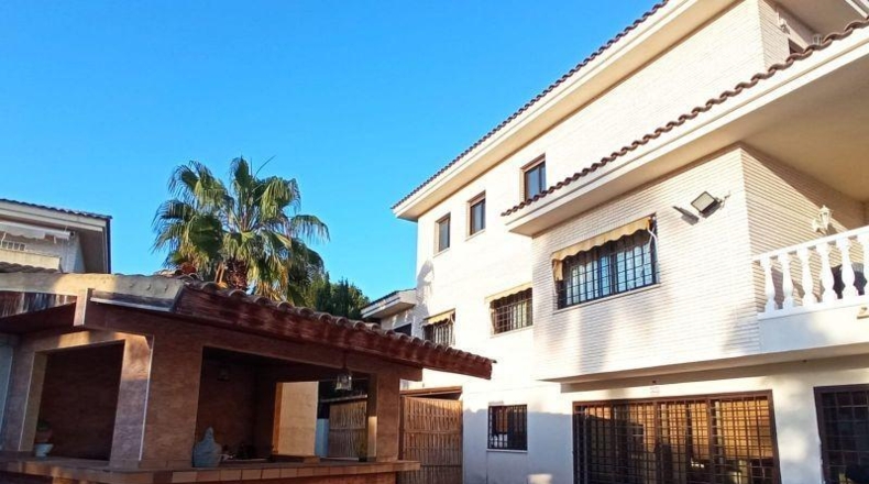 Alicante - Benidorm - 890m2