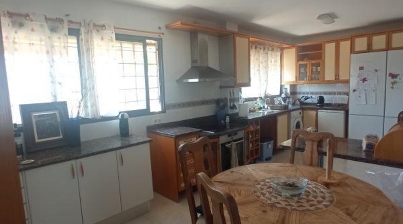 Alicante - Benidorm - 890m2