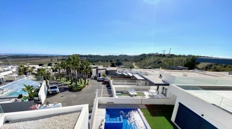 Alicante - San Miguel de Salinas - 451m2