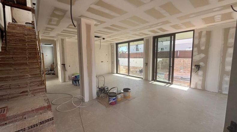 Valencia - La Eliana - 447m2