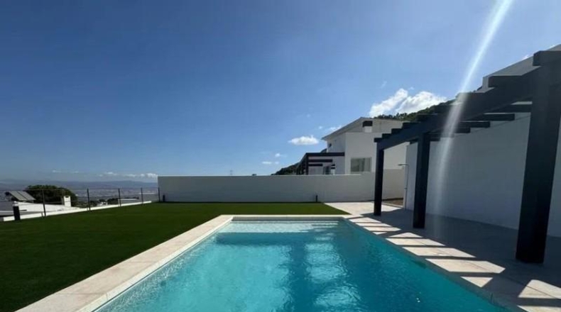 Málaga - Alhaurín de la Torre - 1100m2