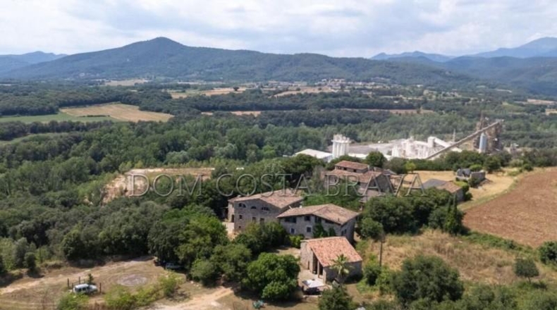 Gerona - Argelaguer - 1259m2