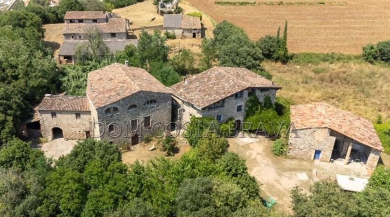 Gerona - Argelaguer - 1259m2