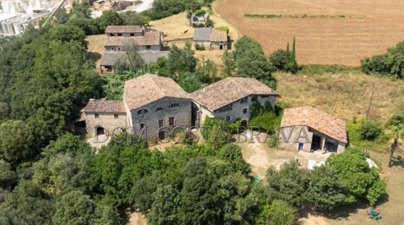 Gerona - Argelaguer - 1259m2