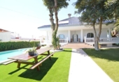 Chalet independiente con terreno en venta en la España, Torrevieja, ref: TR376232 foto