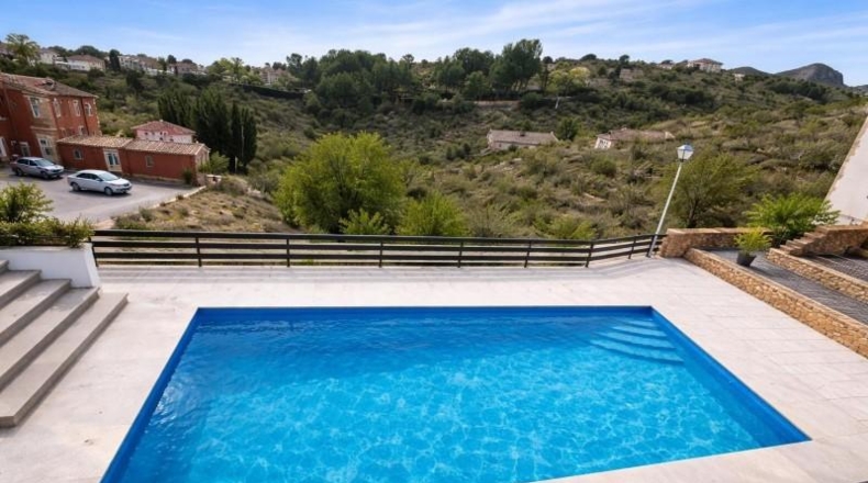 Alicante - La Nucía - 2230m2