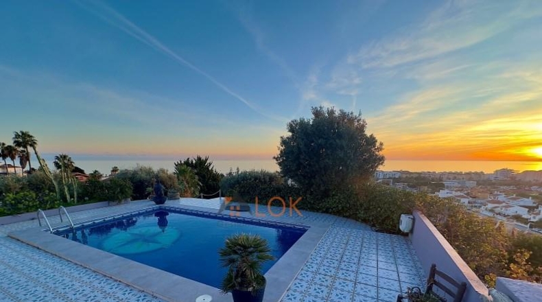 Malaga - Rincón de la Victoria - 1019m2