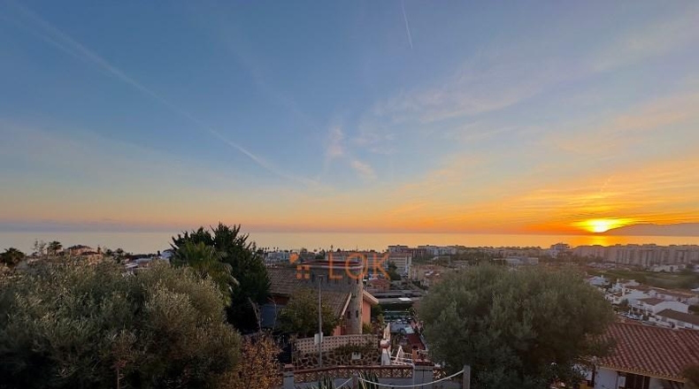 Malaga - Rincón de la Victoria - 1019m2