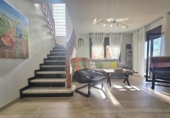 Дом с участком на продажу в городе el Masnou Фото