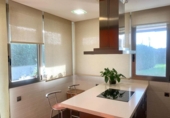 Chalet independiente con terreno en venta en la España, Mompía, ref: TR380489 foto