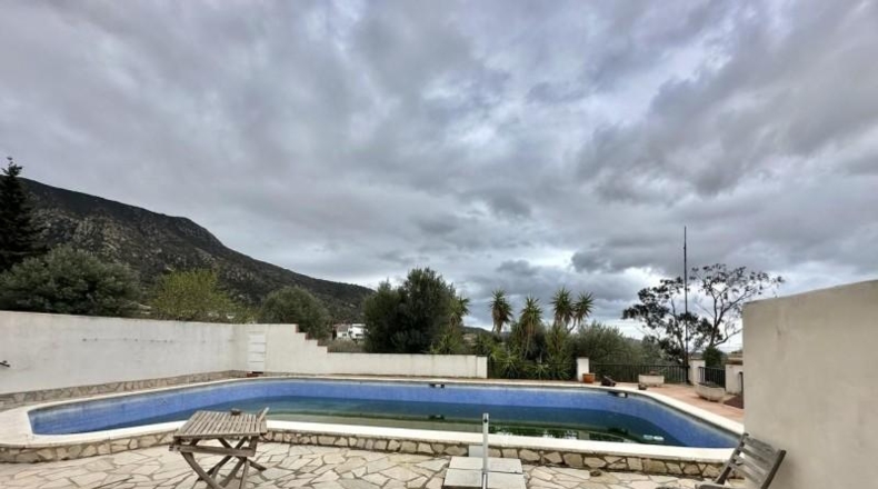 Gerona - Palau-saverdera - 3472m2