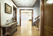 Отдельно стоящий дом с участком на продажу в городе Гвадалахара Фото