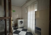 Отдельно стоящий дом с участком на продажу в городе Гвадалахара Фото