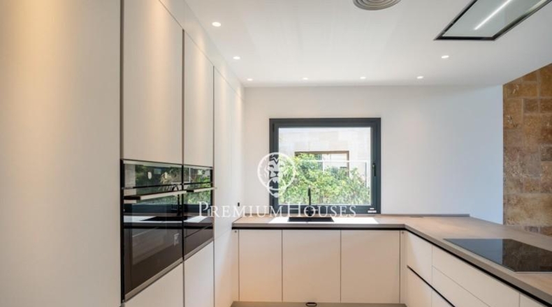 Барселона - Sitges - 592m2