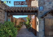 Chalet independiente con terreno en venta en la España, Nestares, ref: TR151107 foto