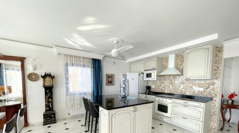 Gerona - Lloret de Mar - 964m2