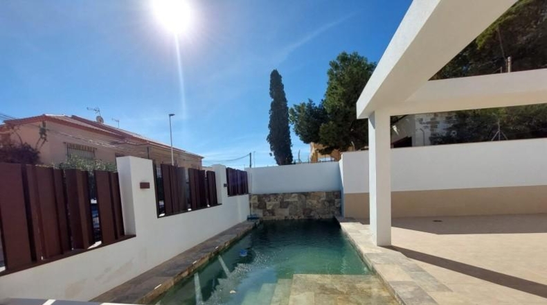 Almeria - San Juan de los Terreros - 710m2