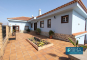 Chalet independiente con terreno en venta en la España, Puntallana, ref: TR137045 foto