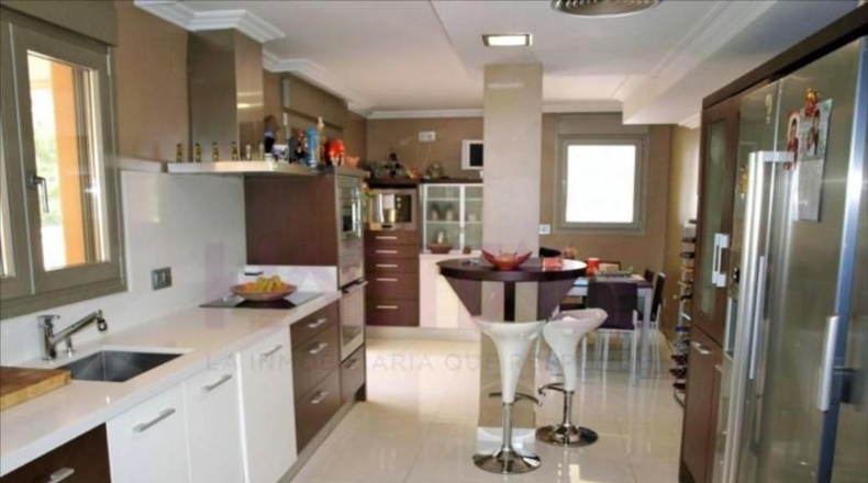Alicante - Дения - 2400m2
