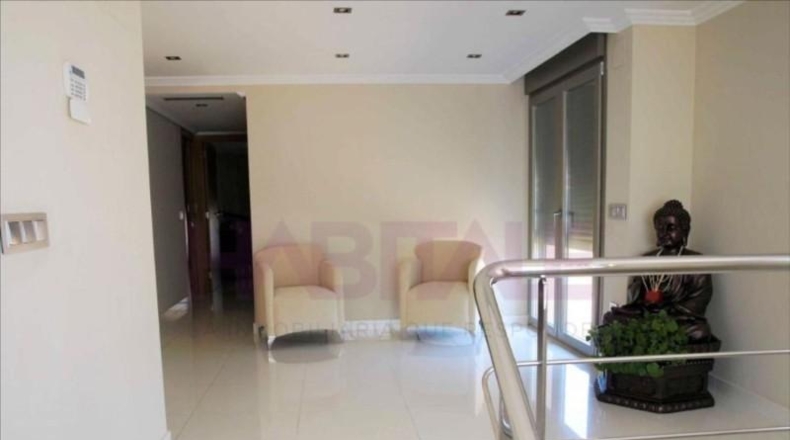 Alicante - Дения - 2400m2
