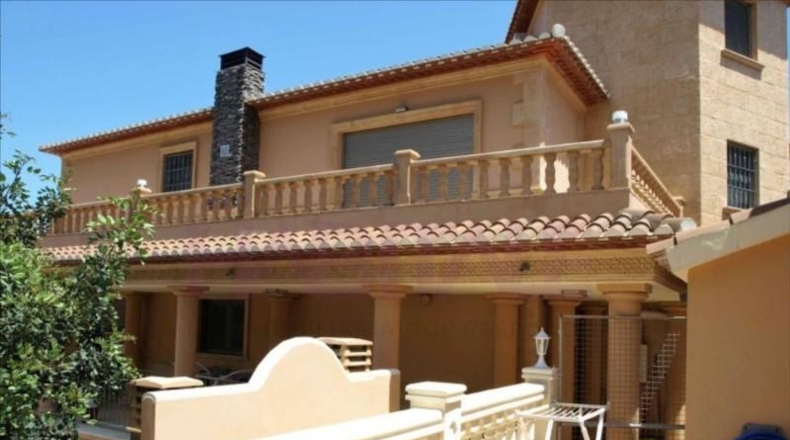 Alicante - Дения - 2400m2