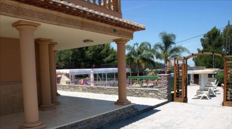 Alicante - Дения - 2400m2