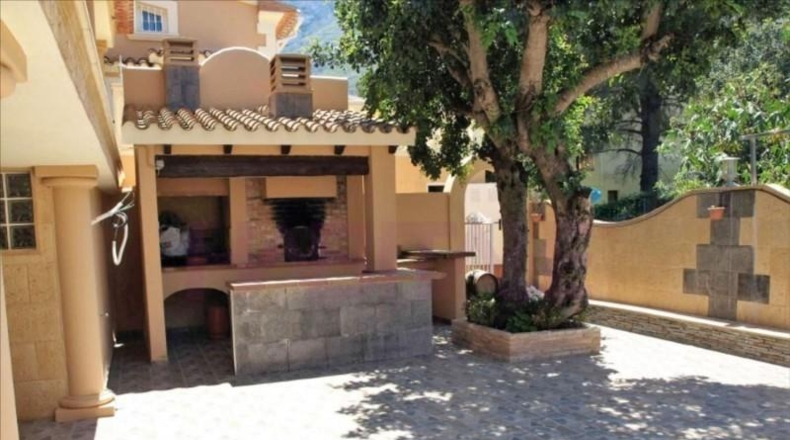 Alicante - Дения - 2400m2