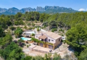 Chalet independiente con terreno en venta en la España, Callosa d'en Sarrià, ref: TR347867 foto