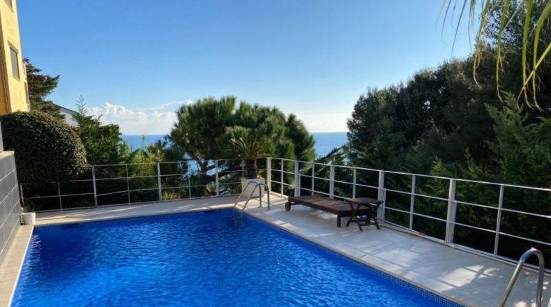 Gerona - Lloret de Mar - 805m2