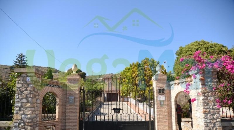 Granada - Almuñécar - 2800m2