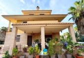 Chalet independiente con terreno en venta en la España, Murcia, ref: TR348684 foto