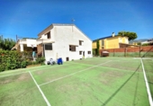 Xalet independent amb terreny en venda a la España, Benicàssim, ref.: TR364450 foto
