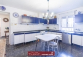 Chalet independiente con terreno en venta en la España, Náquera, ref: TR240668 foto