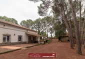 Chalet independiente con terreno en venta en la España, Náquera, ref: TR240668 foto
