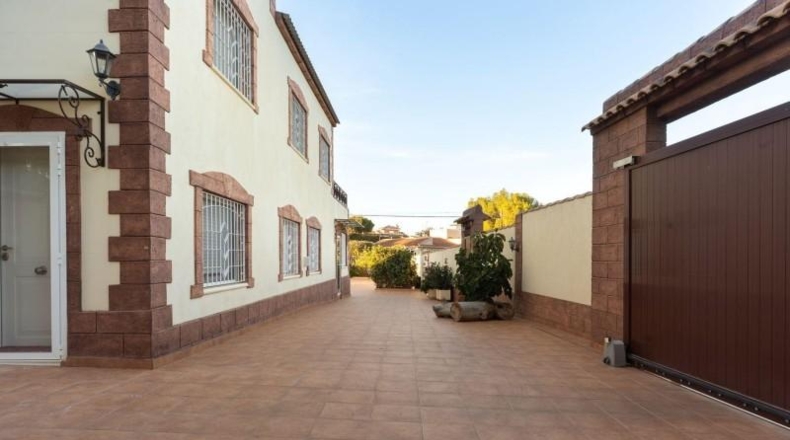 Alicante - Torrevella - 800m2