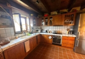 Дом с участком на продажу в городе Puigcerdà Фото