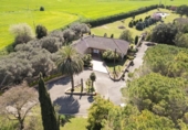 Chalet independiente con terreno en venta en la España, Cornellà del Terri, ref: TR355079 foto